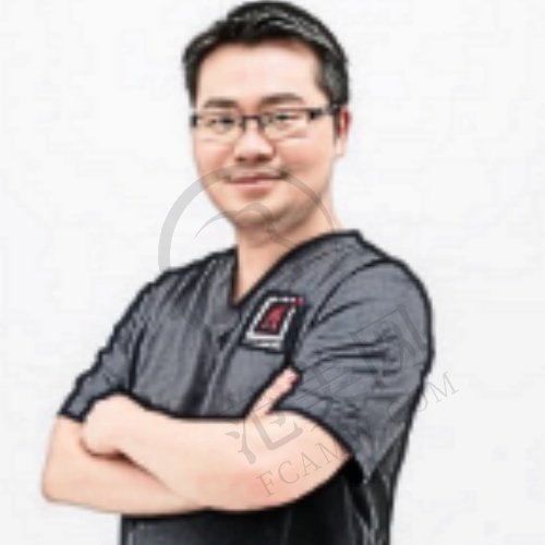 杨凡