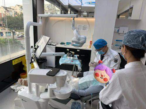 广州广大口腔肖盼盼手术价格:瑞士ITI种植牙10425 - 16136元,正颌2 - 8万受好评