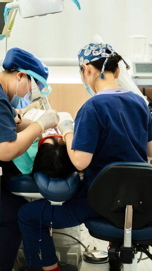 重庆舌侧隐形矫正哪个医院做得好——合川牙博士口腔