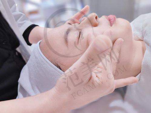 杭州红蓝光祛痘又好又便宜的医院——浙江医院